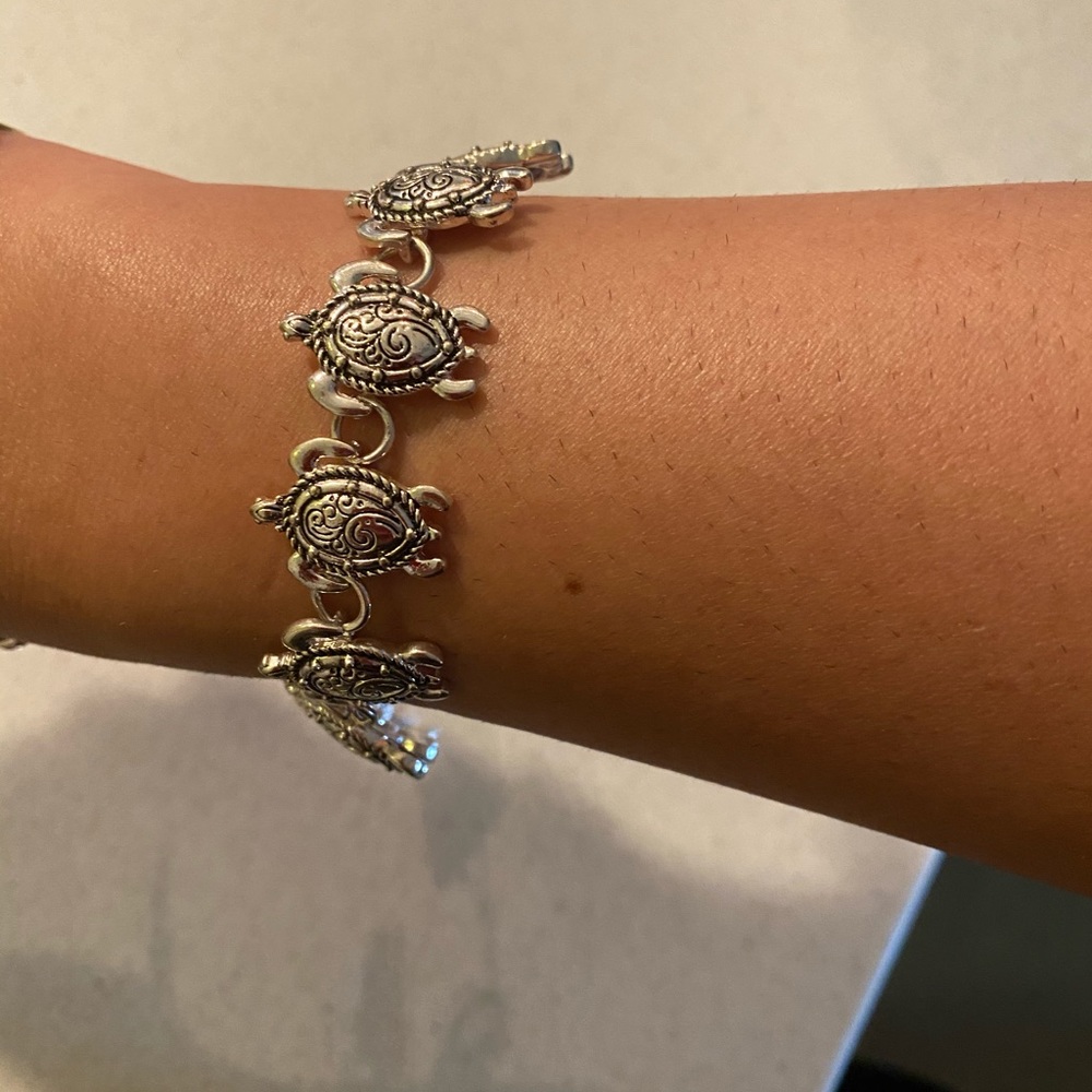 Turtle bracelet